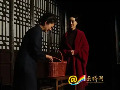AI换脸赵露思-白衣天使夜勤病栋剧照1